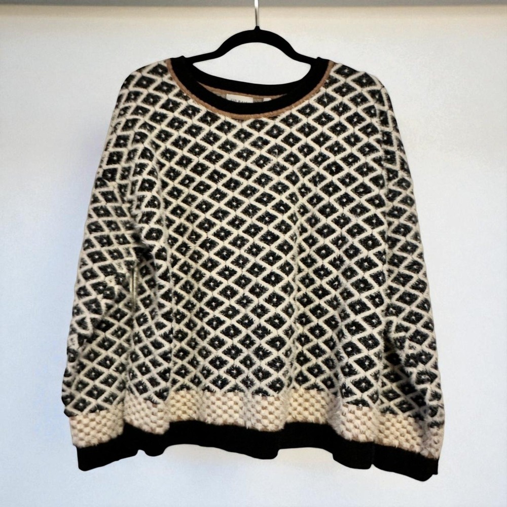 Diamond Pattern Sweater Crewneck Pullover Knitwear Neutral Tones Cozy Chic